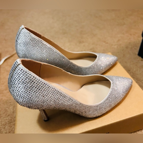 La Chateau Wedding heels - Picture 5 of 10